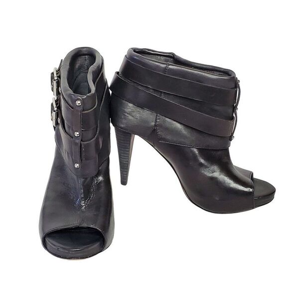 Vince Camuto Leather Heel Ankle Bootie 8 Black Open Toe Silvertone Buckles - Picture 3 of 8